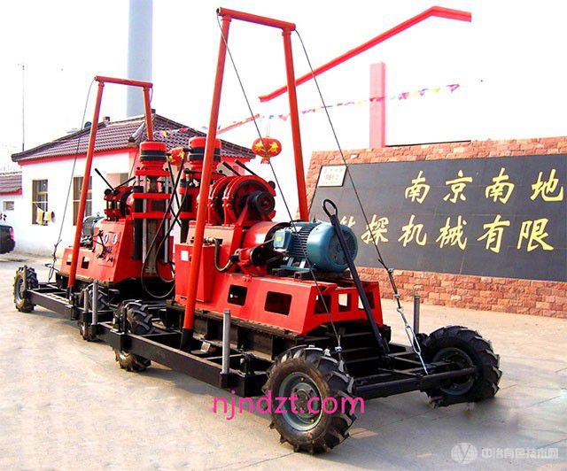 四輪拖掛鉆機（300-1500米XY系列、GXY系列鉆機）