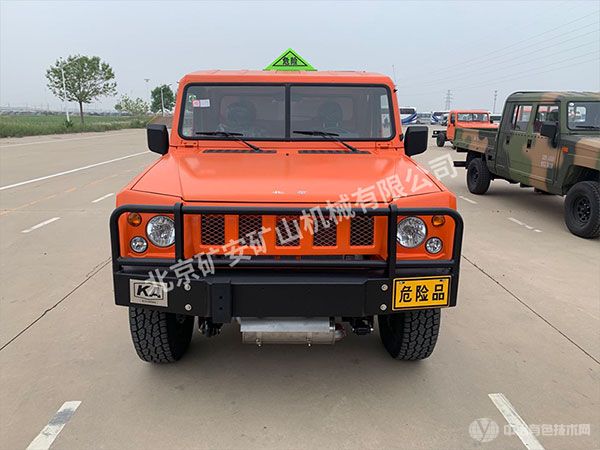 礦用炸藥運輸車