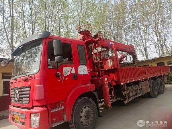 轉讓20年濟寧四通礦山車，12噸5節臂