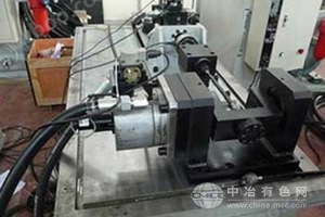 電液伺服外球節總成耐久性能試驗臺