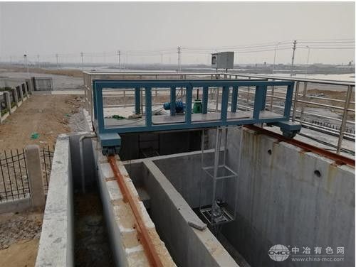 橋式吸沙機